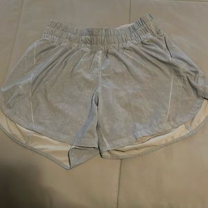 Lululemon track that shorts